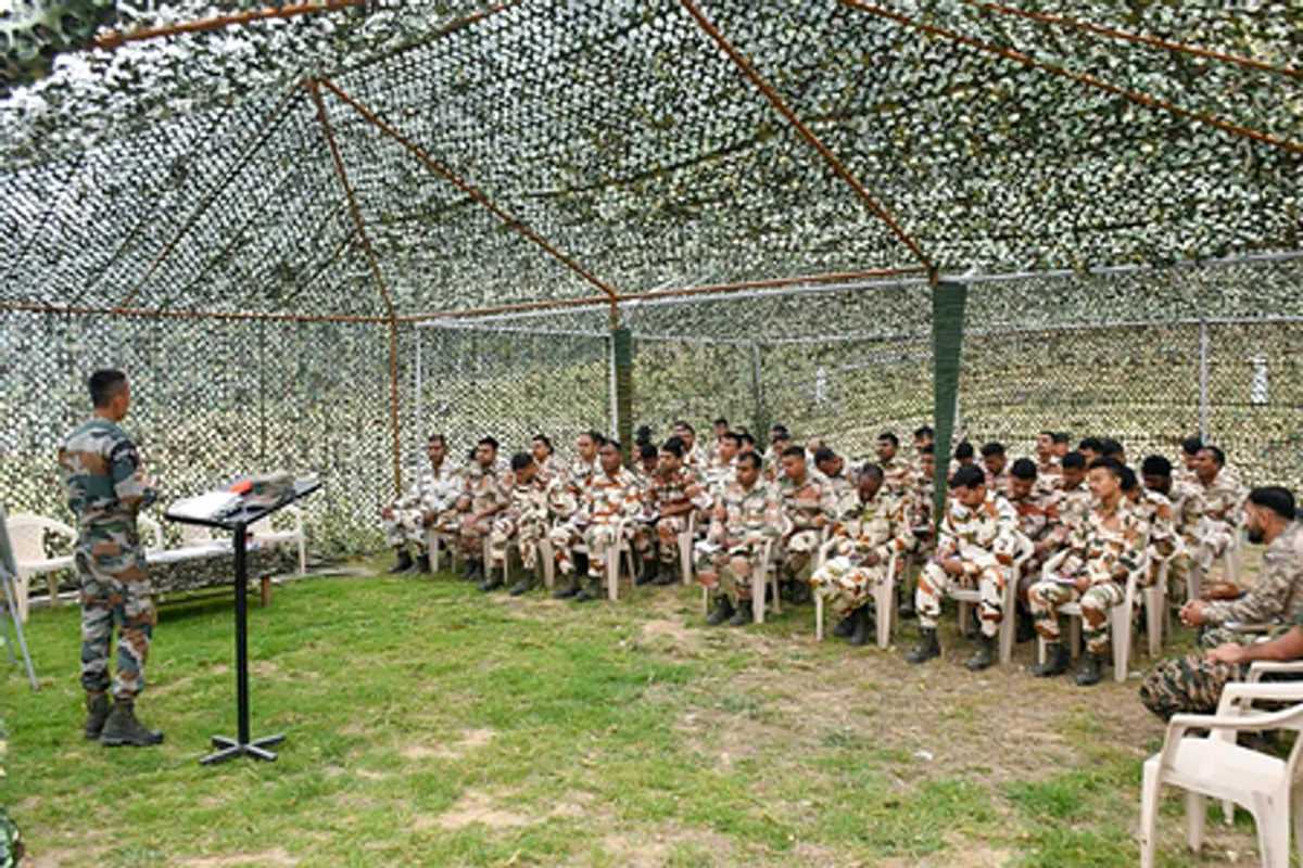 भारत में स्लीपर सेल से जानकारी लेते हैं आतंकी : कर्नल सोही भारत में स्लीपर सेल से जानकारी लेते हैं आतंकी : कर्नल सोही